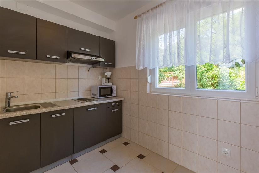 Apartment A8, for 4 persons