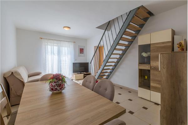 Apartment A8, for 4 persons