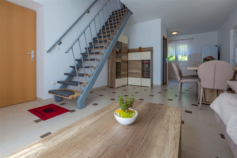 Apartment A8, for 4 persons