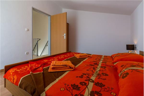 Apartment A8, for 4 persons
