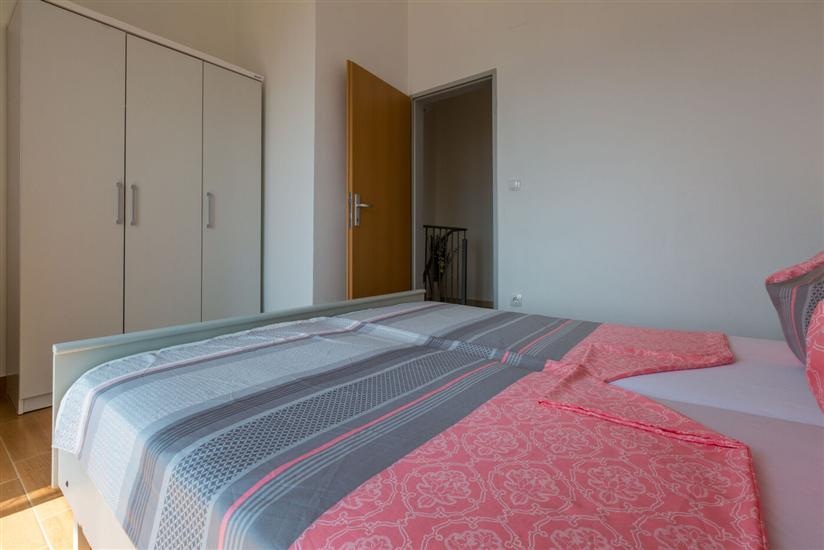 Apartment A8, for 4 persons