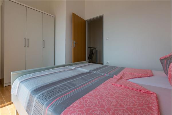 Apartment A8, for 4 persons