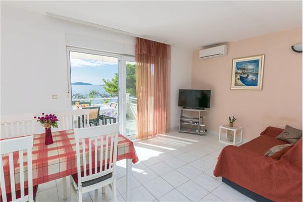 Apartment A1, for 4 persons