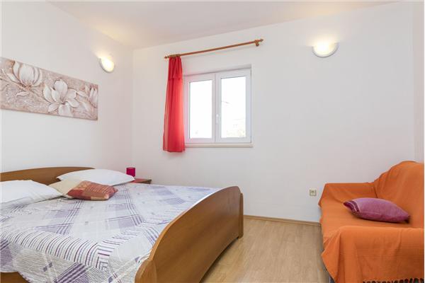 Apartment A2, for 4 persons