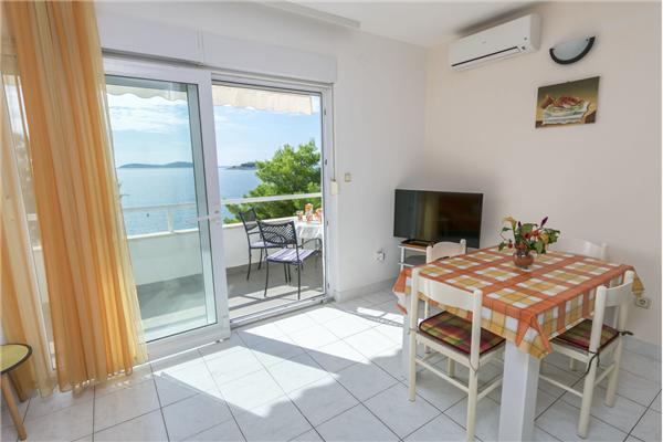 Apartment A2, for 4 persons