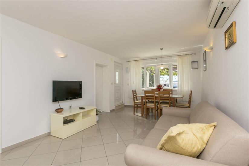 Apartment A1, for 4 persons