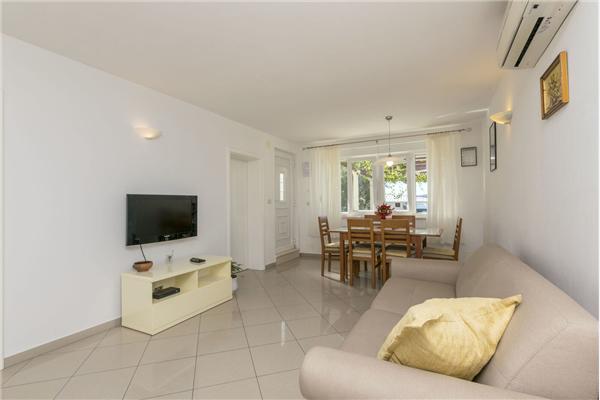 Apartment A1, for 4 persons