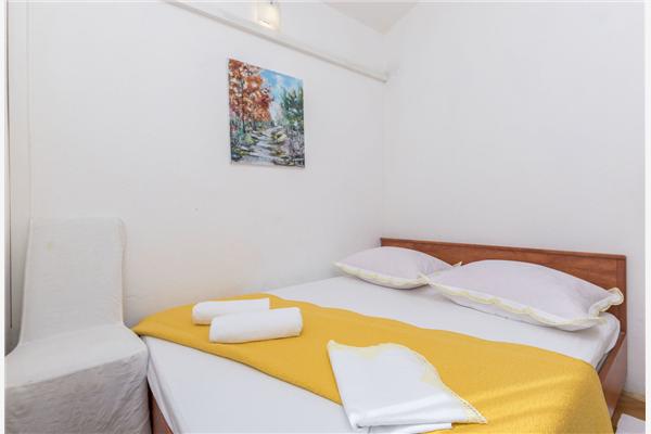 Apartment A1, for 6 persons