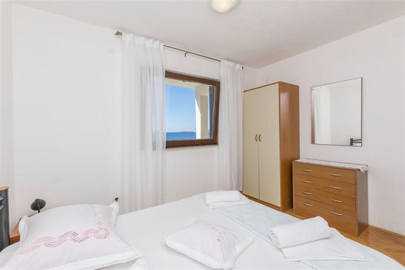 Apartment A2, for 6 persons