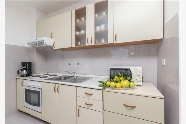 Apartment A2, for 6 persons