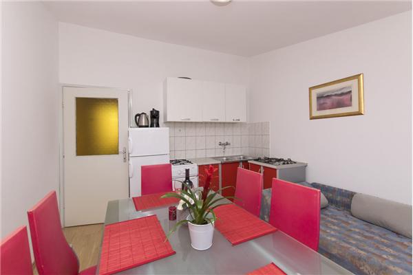 Apartment A3, for 6 persons