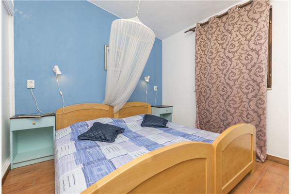 Apartment A2, for 4 persons