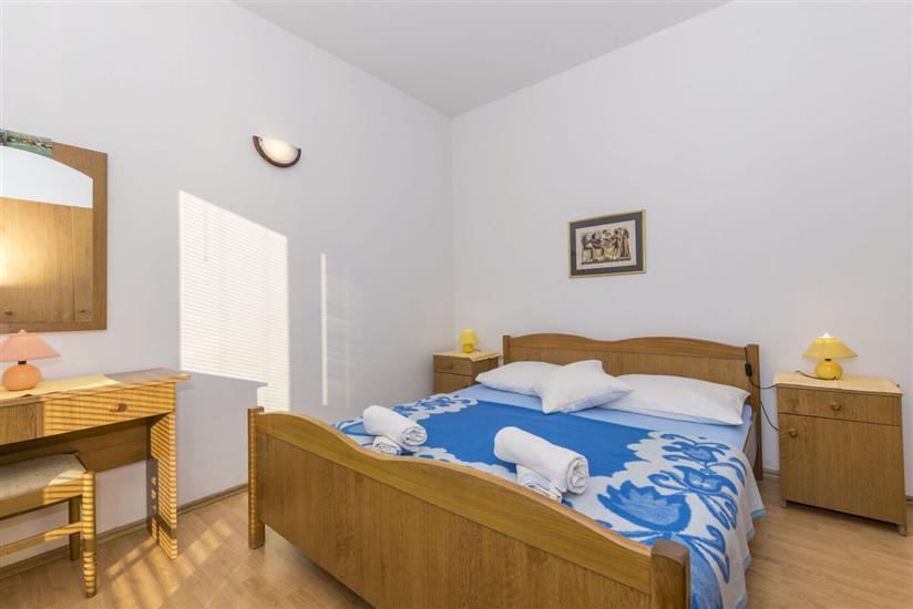 Apartment A2, for 6 persons