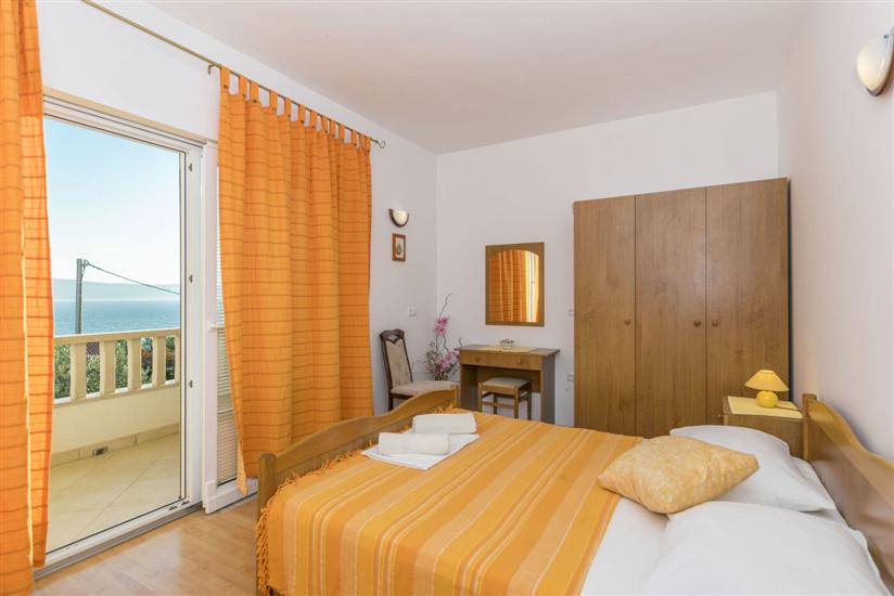 Apartment A2, for 6 persons