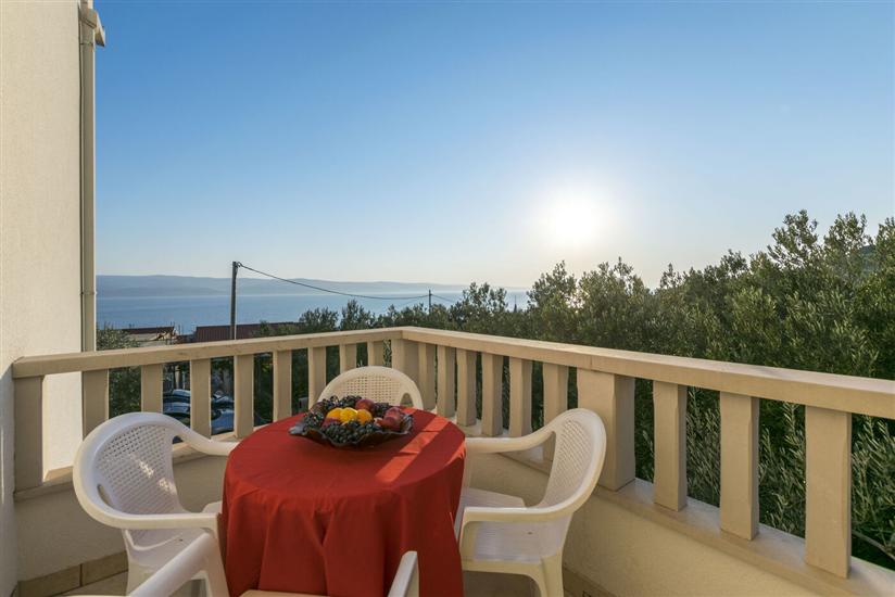 Apartment A2, for 6 persons