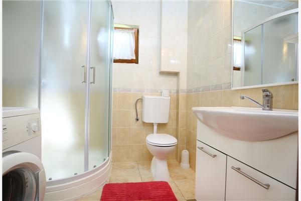 Apartment A1, for 6 persons