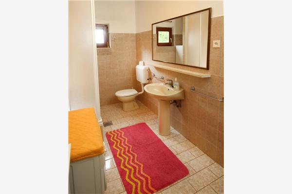 Apartment A1, for 6 persons