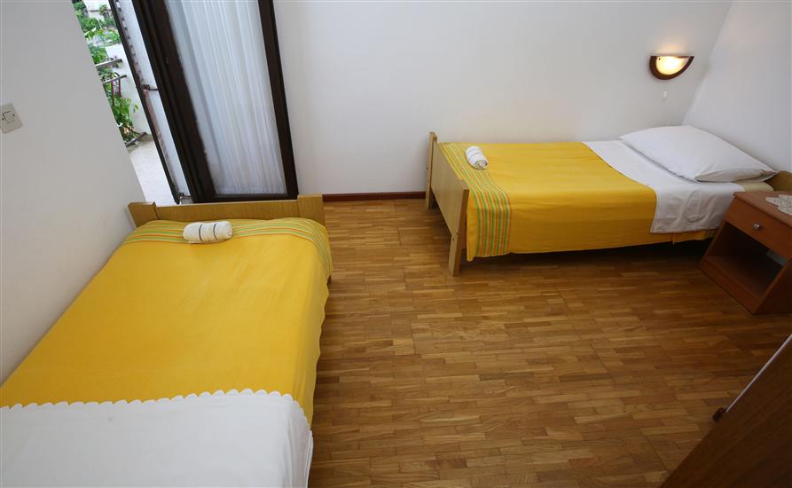 Apartment A1, for 6 persons