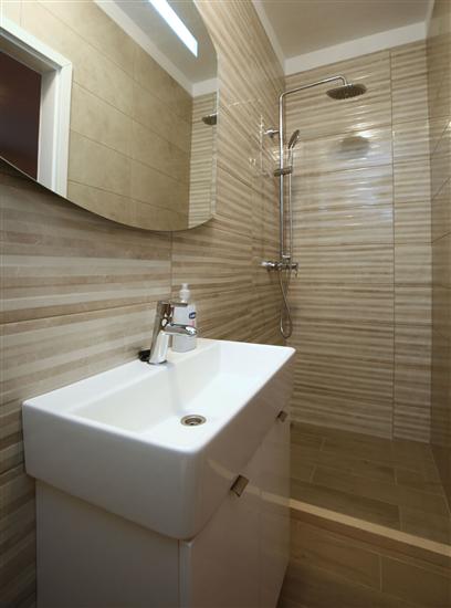 Apartment A1, for 6 persons