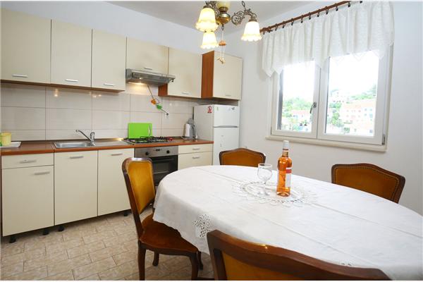 Apartment A1, for 6 persons