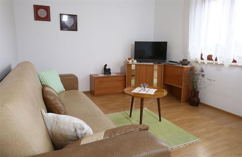Apartment A2, for 5 persons