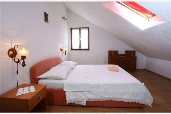 Apartment A2, for 5 persons