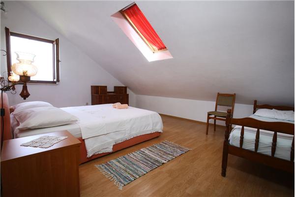 Apartment A2, for 5 persons