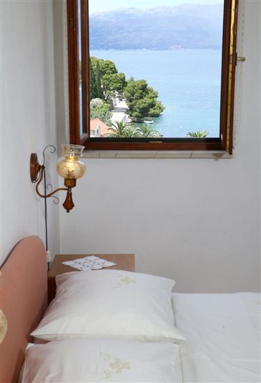 Apartment A2, for 5 persons