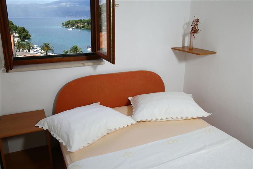 Apartment A2, for 5 persons