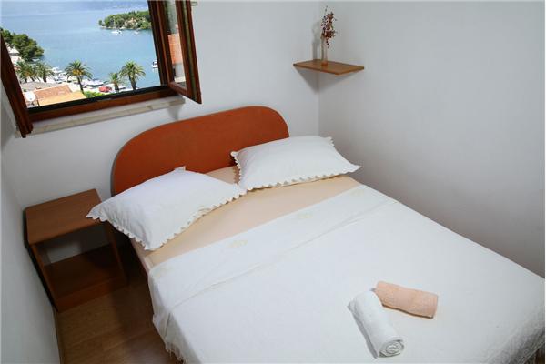 Apartment A2, for 5 persons