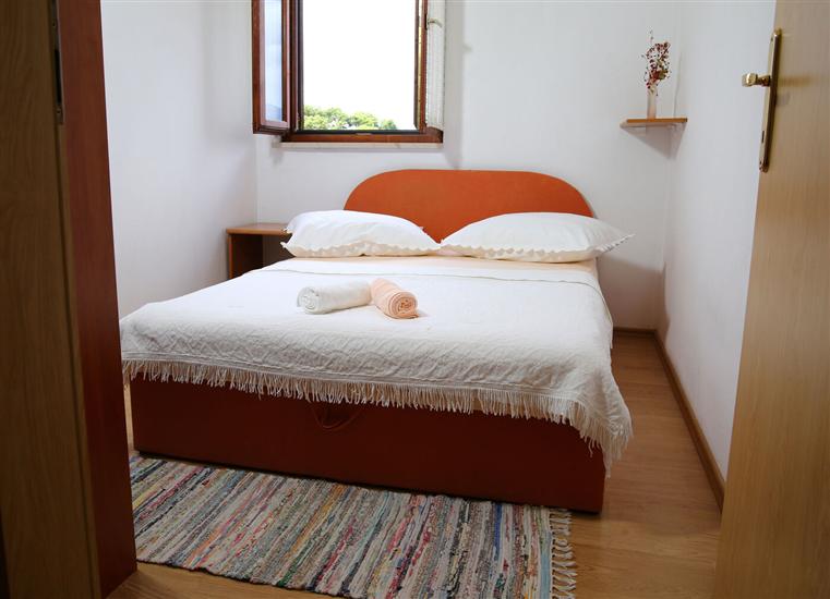 Apartment A2, for 5 persons