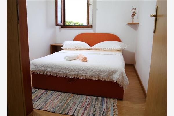 Apartment A2, for 5 persons