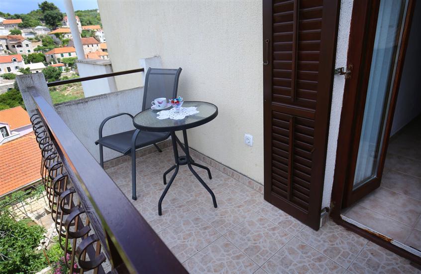 Apartment A2, for 5 persons
