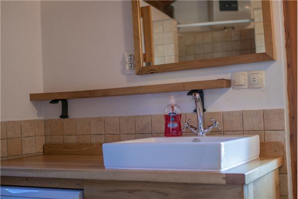 House A1, for 14 persons