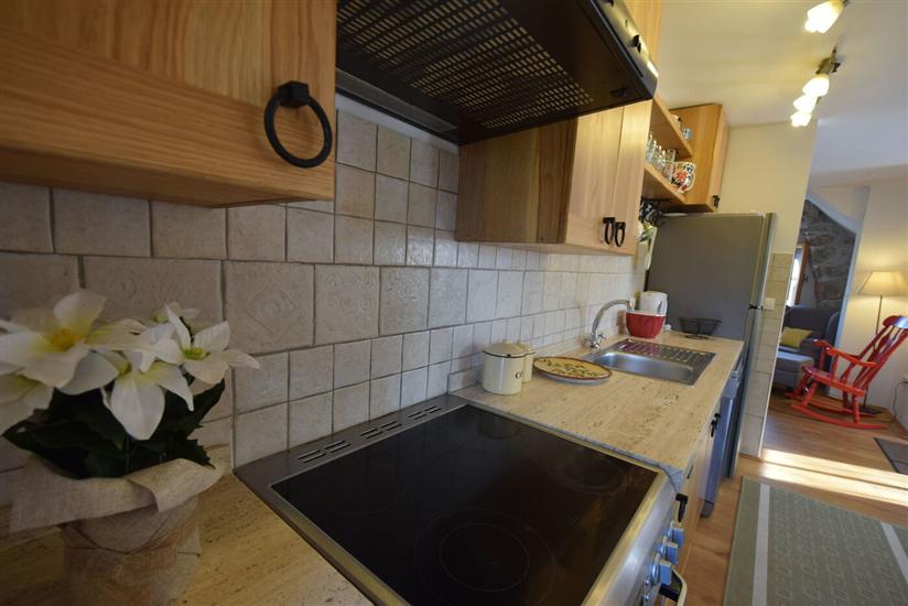 House A1, for 14 persons