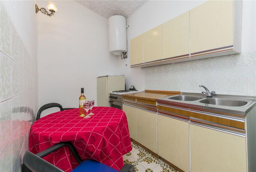 Apartment A5, for 3 persons