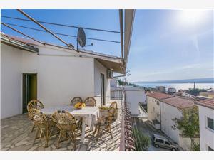 Apartments Mario Omis, Size 20.00 m2