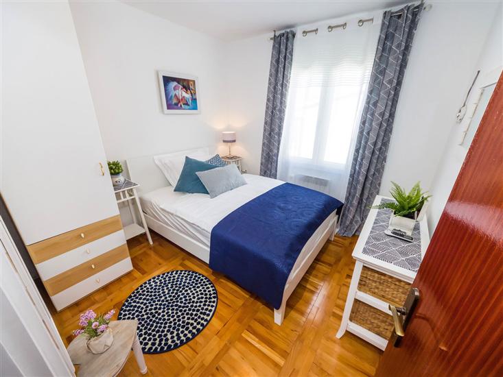 House K1, for 10 persons