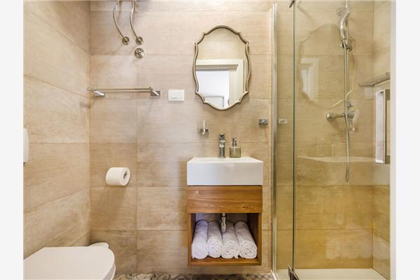 House K1, for 10 persons