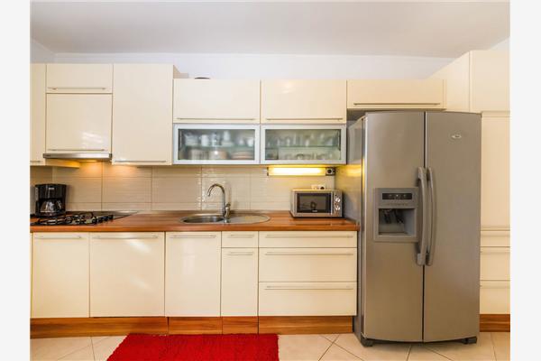 House K1, for 10 persons