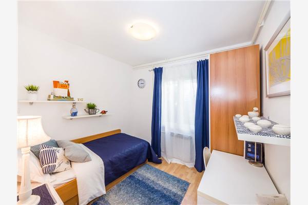 House K1, for 10 persons