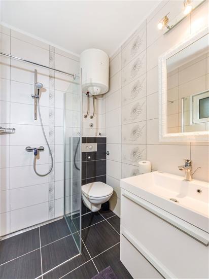 House K1, for 10 persons