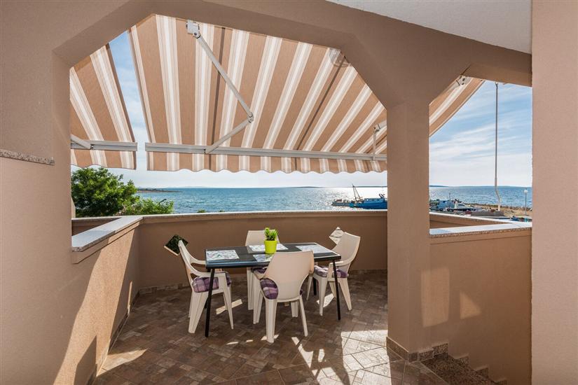 Apartment A1, for 4 persons