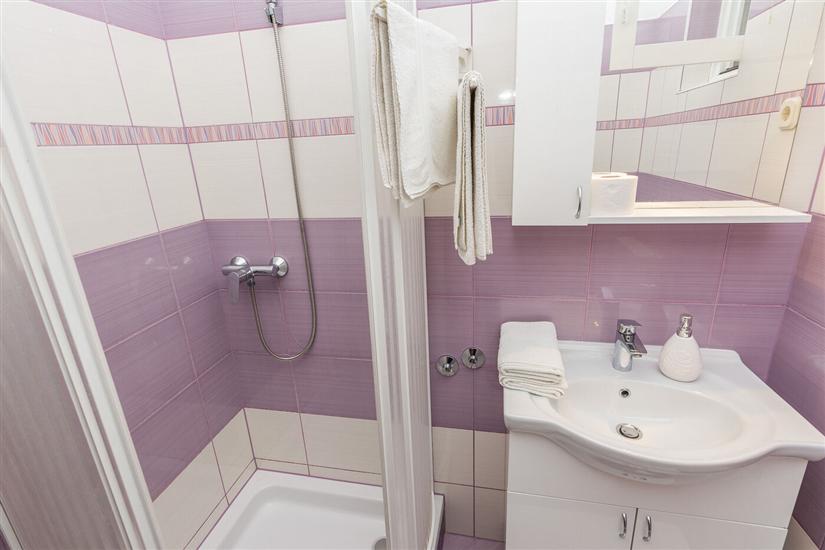 Apartment A3, for 7 persons