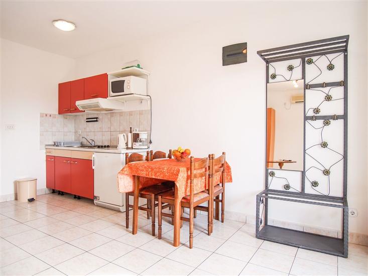 Apartment A1, for 4 persons
