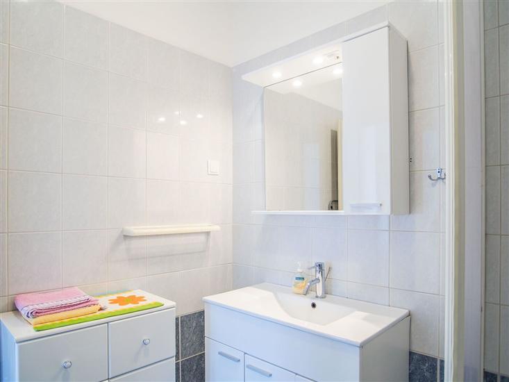 Apartment A2, for 3 persons