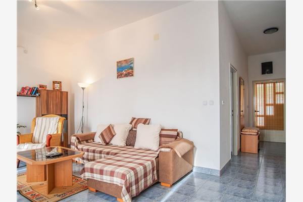 Apartment A2, for 3 persons