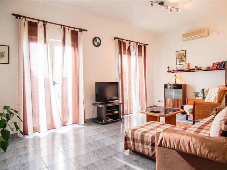 Apartment A2, for 3 persons