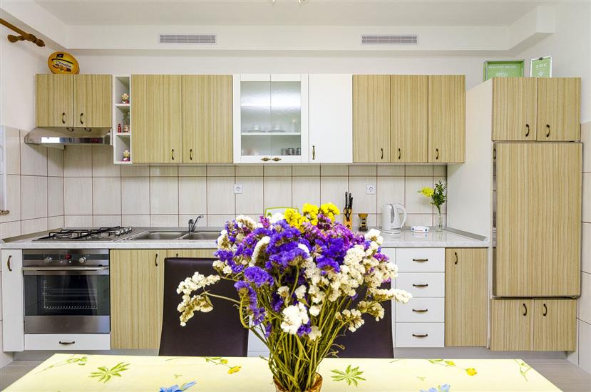 Apartment A1, for 5 persons