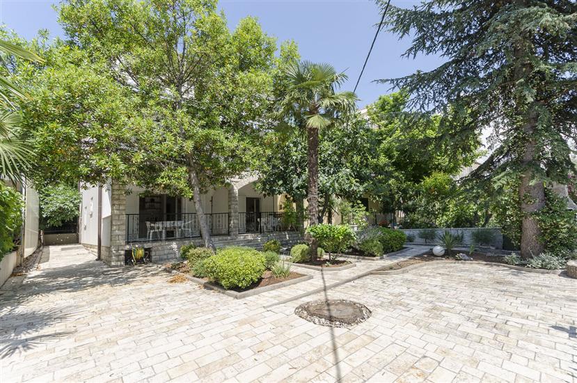 Lägenheter Karolina